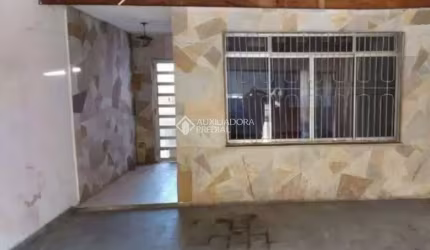 Casa com 4 quartos à venda na Avenida Fagundes de Oliveira, 2011, Piraporinha, Diadema, 190 m2 por R$ 550.000