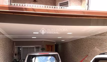 Casa em condomínio fechado com 3 quartos à venda na Rua Miragaia, 513, Paulicéia, São Bernardo do Campo, 188 m2 por R$ 1.100.000