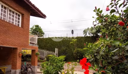 Casa com 3 quartos à venda na Rua Itália, 150, Taboão, São Bernardo do Campo, 288 m2 por R$ 875.000
