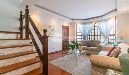 Casa com 4 quartos à venda na Rua Marisa Prado, 47, Nova Petrópolis, São Bernardo do Campo, 253 m2 por R$ 1.150.000