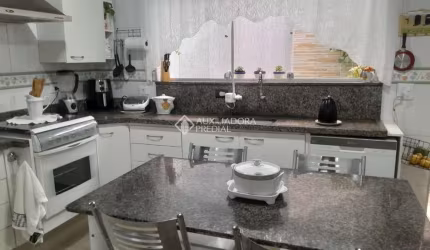 Casa em condomínio fechado com 4 quartos à venda na dos Expedicionários, 97, Santa Maria, Santo André, 157 m2 por R$ 700.000