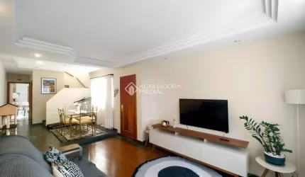 Casa com 3 quartos à venda na Rua Professor José Geraldo de Lima, 352, Vila Tiradentes, São Paulo, 118 m2 por R$ 620.000