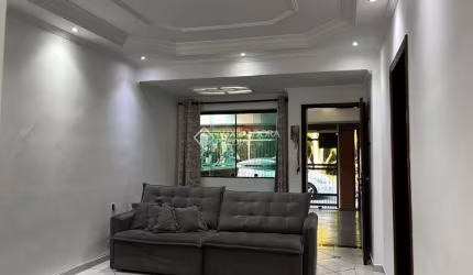 Casa com 4 quartos à venda na Rua Itacolomi, 94, Vila Curuçá, Santo André, 221 m2 por R$ 1.150.000