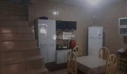 Casa com 2 quartos à venda na Tenente Caperuto, 54, Chácara Maria Francisca, Mauá, 125 m2 por R$ 180.000
