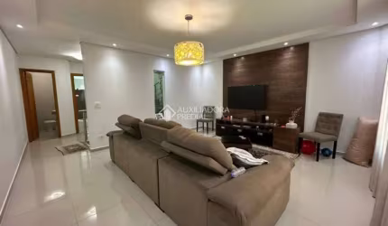 Casa com 3 quartos à venda na Egito, 149, Independência, São Bernardo do Campo, 262 m2 por R$ 899.000
