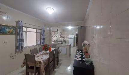 Casa com 5 quartos à venda na Paraguai, 362, Parque das Américas, Mauá, 137 m2 por R$ 480.000