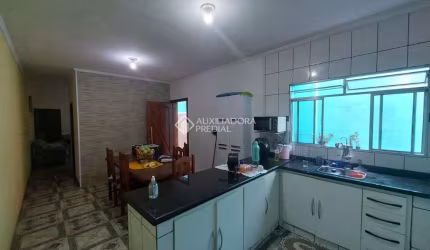 Casa com 3 quartos à venda na Leonildo Pó, 92, Vila Ana, Mauá, 150 m2 por R$ 510.000