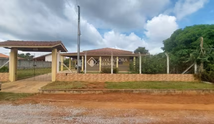 Fazenda à venda na Benedita Gomes, 137, Jardim Cananeia, Pilar do Sul, 260 m2 por R$ 583.000