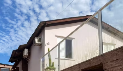 Casa com 2 quartos à venda na Rua Blumenau, 332, COHAB A, Gravataí, 180000 m2 por R$ 380.000