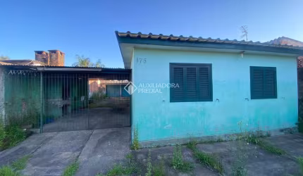 Casa com 1 quarto à venda na Rua Cilon Rosa, 175, Vila Eunice Velha, Cachoeirinha, 40 m2 por R$ 250.000