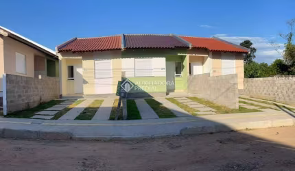Casa com 2 quartos à venda na CHRISTOVAM SIQUEIRA, 30, Neópolis, Gravataí, 44 m2 por R$ 209.000