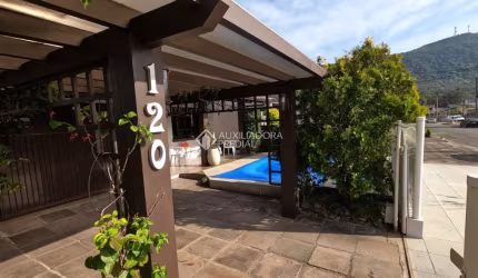 Casa com 4 quartos à venda na Barão Do Triunfo, 120, Centro, Osório, 200 m2 por R$ 583.000