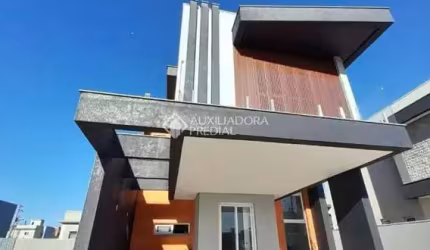 Casa em condomínio fechado com 3 quartos à venda na Manacá, 57, São Vicente, Gravataí, 177 m2 por R$ 1.490.000