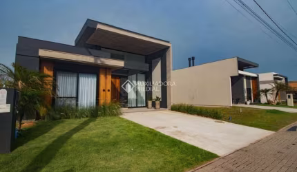 Casa com 4 quartos à venda na Rua Rio Novo, 001, Centro, Xangri-Lá, 169 m2 por R$ 1.870.000