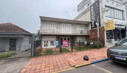 Casa com 5 quartos para alugar na Rua Major Ismael Alves, 241, Centro, Gravataí, 90 m2 por R$ 5.000