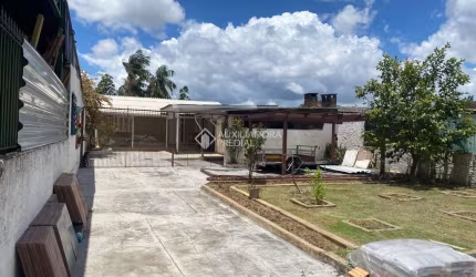 Casa com 2 quartos à venda na Rua Cilon Rosa, 185, Vila Eunice Velha, Cachoeirinha, 45 m2 por R$ 280.000