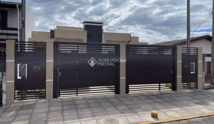 Casa com 2 quartos à venda na Rua Doutor Nilo Peçanha, 793, Vila Jardim América, Cachoeirinha, 71 m2 por R$ 424.000