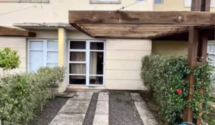 Casa em condomínio fechado com 2 quartos para alugar na Estrada da Cavalhada, 2651, Morada Gaúcha, Gravataí, 47 m2 por R$ 1.430