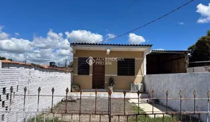 Casa com 2 quartos para alugar na Conceição, 115, Castelo Branco, Gravataí, 63 m2 por R$ 1.100