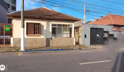 Terreno comercial à venda na Rua Major Ismael Alves, 292, Centro, Gravataí, 230 m2 por R$ 830.000