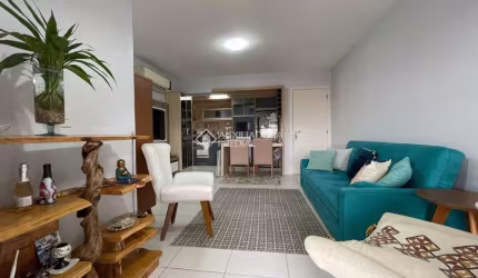 Apartamento com 3 quartos à venda na Rua Alcides S Coelho, 390, Praia Comprida, São José, 79 m2 por R$ 700.000