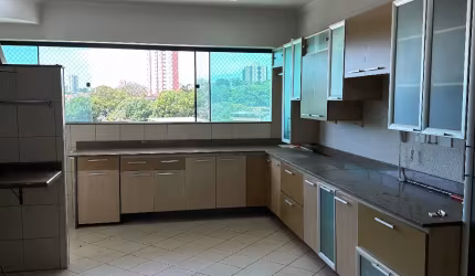 ALUGO apto  4 suítes com 3 vagas de garagem