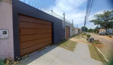 Casa para Venda em Senador Canedo, Jardim Flamboyant, 3 dormitórios, 1 suíte, 2 banheiros, 2 vagas
