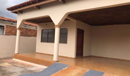 Casa para Venda em Goiânia, Capuava, 3 dormitórios, 1 suíte, 2 banheiros, 4 vagas
