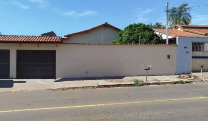 Casa 4 Quartos Village Garavelo Aparecida de Goiânia