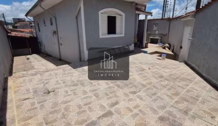 CASA DISPONÍVEL PARA VENDA NO JARDIM CENTENÁRIO