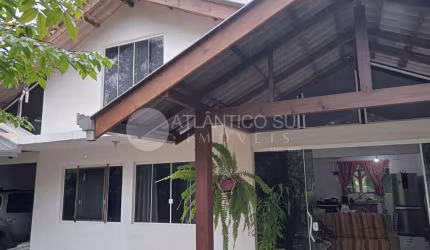 Chácara a venda com 03 dormitórios no baln. Guaraguaçu, PONTAL DO PARANA - PR