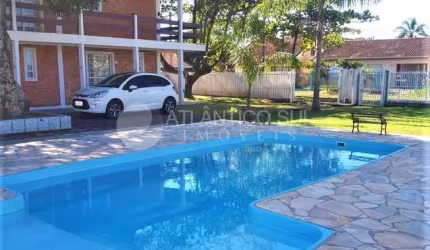 Sobrado à venda, próximo ao mar em PONTAL DO SUL, PONTAL DO PARANA - PR