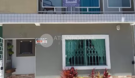 Sobrado em Shangrila a 250m do mar com 2 suites, sala, cozinha e copa, 1 lavabo