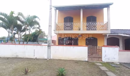 Sobrado em Gaivotas a 250 metros do mar, 2 Quartos, 1 suite,  2 sacadas, Cozinha