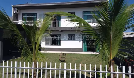Excelente sobrado à Venda com 04 Quartos, SHANGRI-LÁ, PONTAL DO PARANÁ- PR
