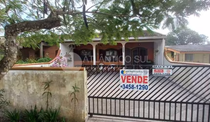 Casa à venda a 800 metros do Mar em Pontal do Sul, PONTAL DO PARANA - PR