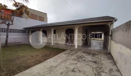 Casa à venda, a 400 metros do mar em  Monções, PONTAL DO PARANA - PR