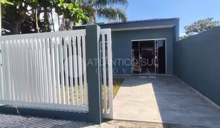 Casa com 2 Quartos, sendo 1 suíte em Praia de Leste, Pontal do Paraná