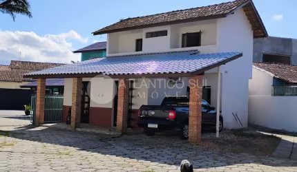 Duas residência no mesmo terreno, Pereque, MATINHOS - PR