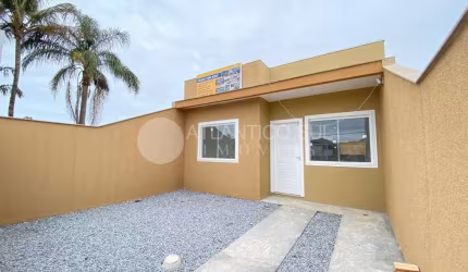 Casa à venda, em região de moradores no balneário RIVIEIRA, MATINHOS - PR