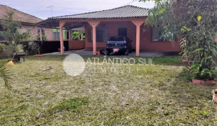 Casa à venda, próxima ao mar no balneário Pereque, MATINHOS - PR