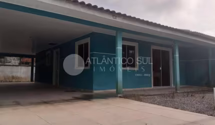 Casa à venda com amplo espaço de terreno, Santa Terezinha, PONTAL DO PARANA - PR