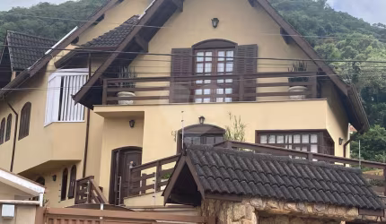 Casa com 4 quartos à venda em Jardim Dos Estados - MG