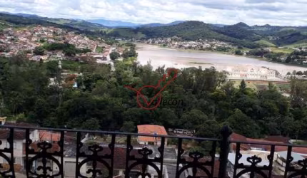 Excelente Casa à Venda em LAMBARI/MG!