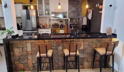 Casa 3 dormitórios, Vila Tatetuba