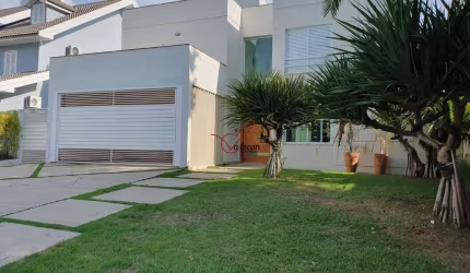 Casa disponível para locação ou venda no Condomínio Residencial Esplanada do Sol