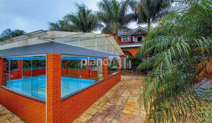 Casa mobiliada no Residencial Paragem dos Verdes Campos - Gravataí / para aluguel, com 700m², 6 quartos 2 suítes / RS por R$ 12.000,00