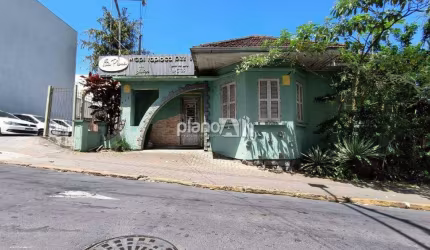 Casa Comercial para aluguel, com 180m², 2 quartos - Centro - Gravataí / RS por R$ 4.500,00