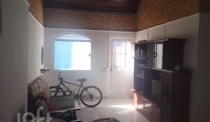Casa com 2 quartos à venda na Rua Doutor Mário Viana, 572, Santa Rosa, Niterói por R$ 300.000