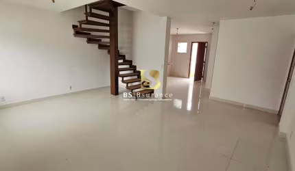 Casa com 3 quartos à venda na Engenho do Mato, 2, Itaipu, Niterói por R$ 900.000